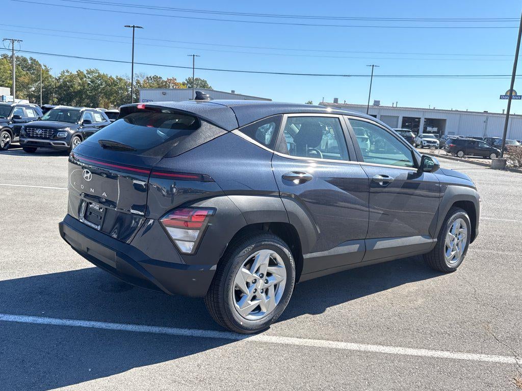 2027 Hyundai KONA SE FWD