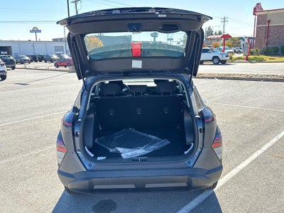 2027 Hyundai KONA SE FWD