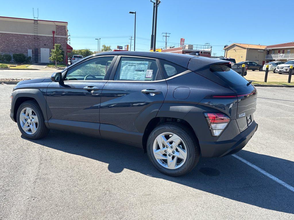2027 Hyundai KONA SE FWD