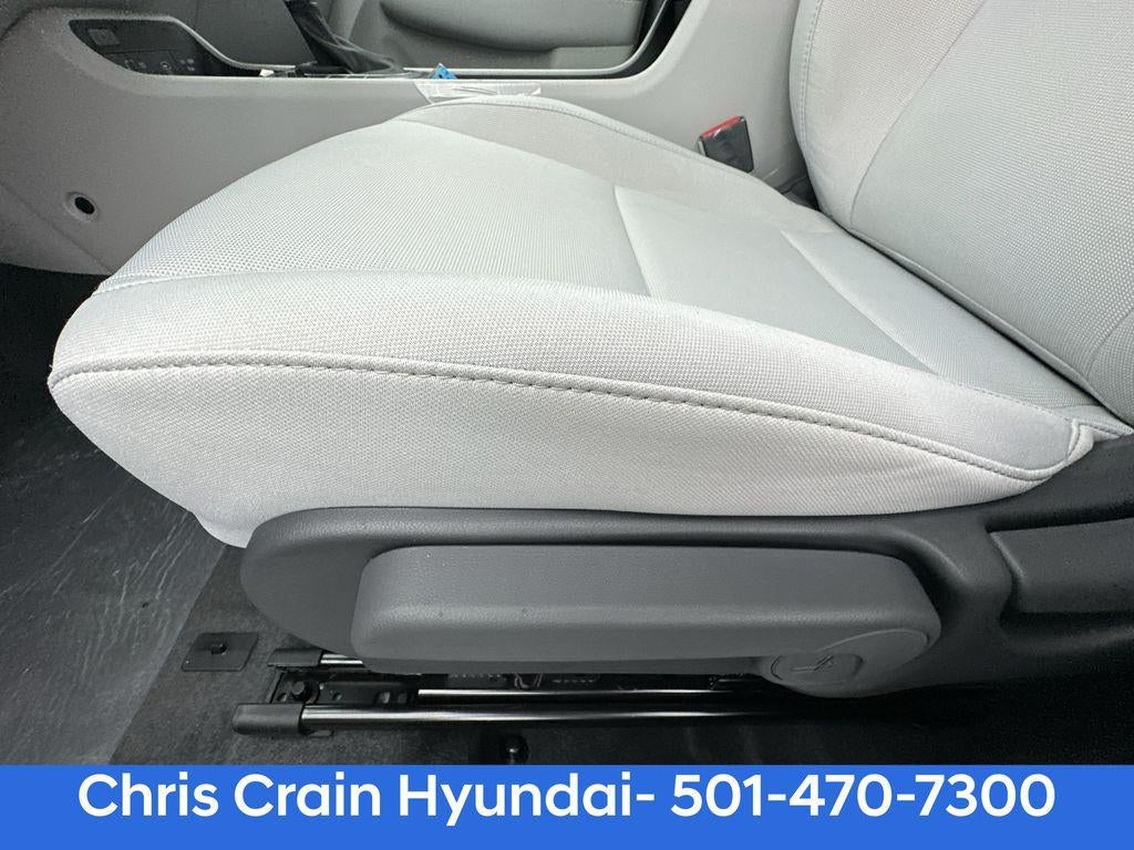 2026 Hyundai KONA SE FWD