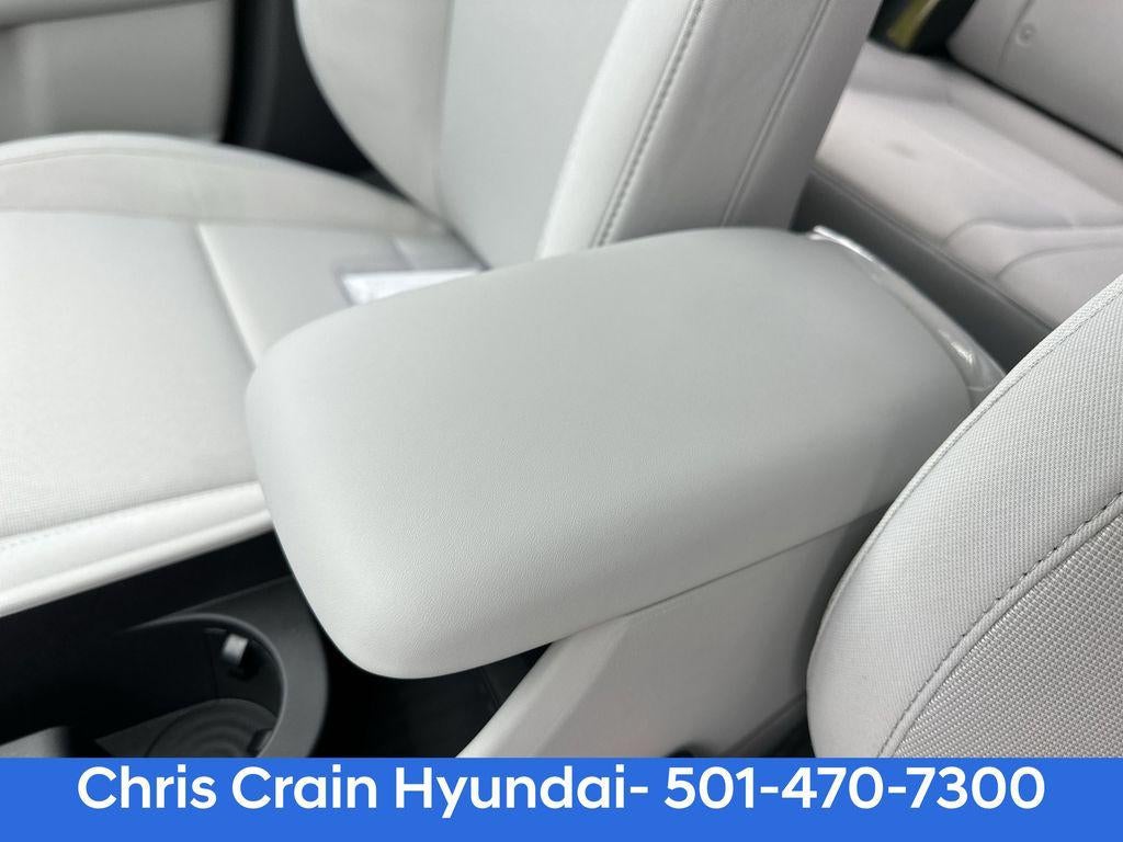 2026 Hyundai KONA SE FWD