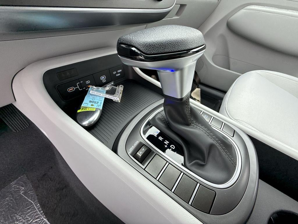 2026 Hyundai KONA SE FWD