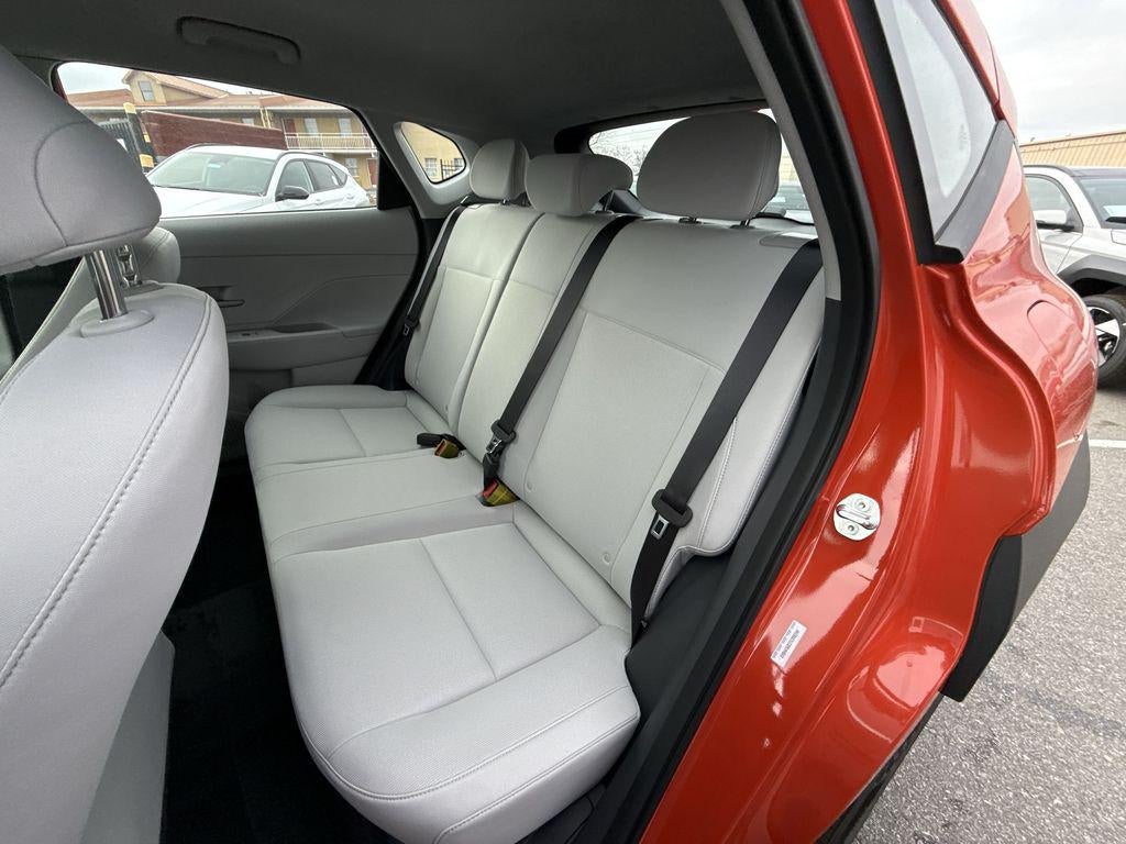 2026 Hyundai KONA SE FWD