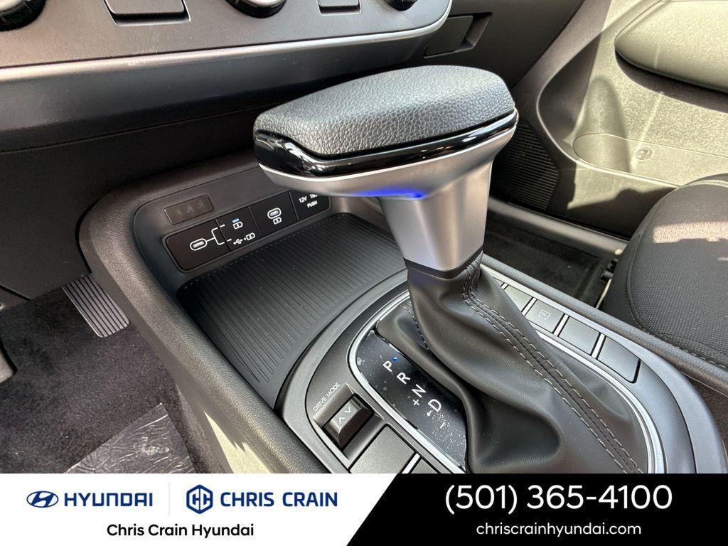 2026 Hyundai KONA SE FWD