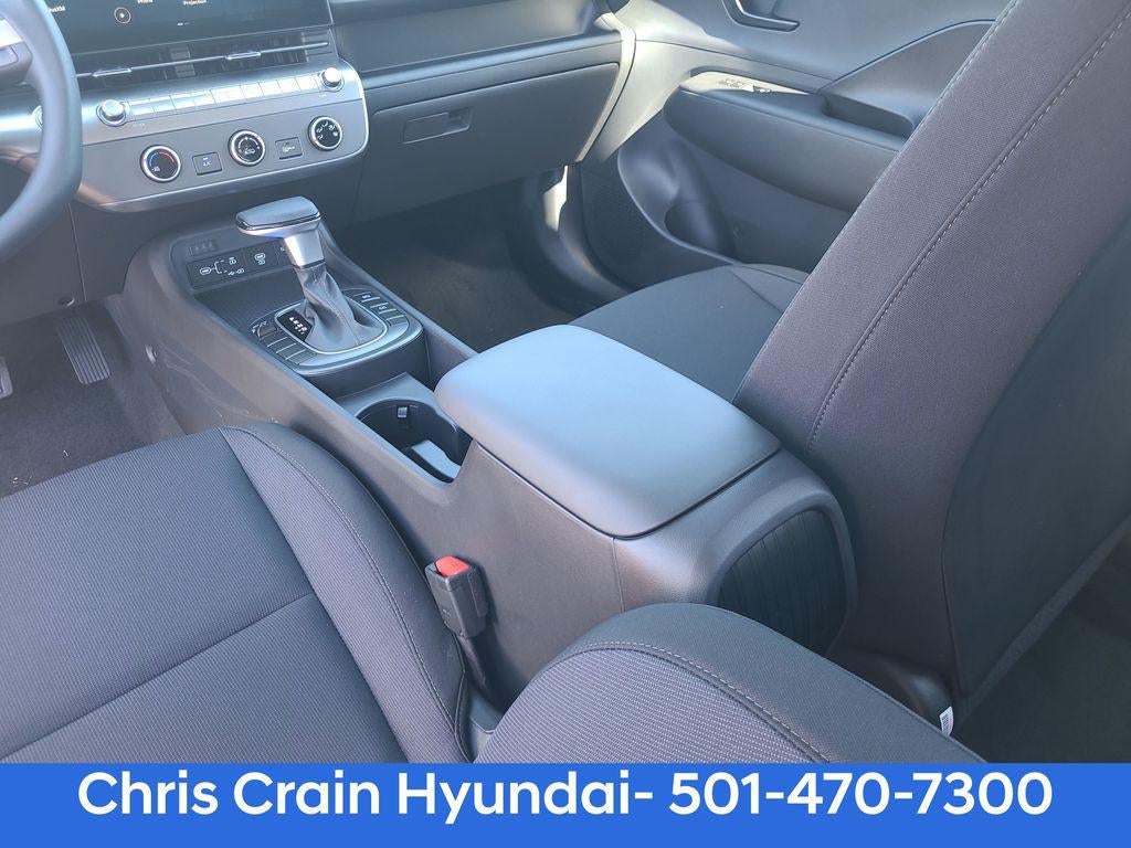 2026 Hyundai KONA SE FWD
