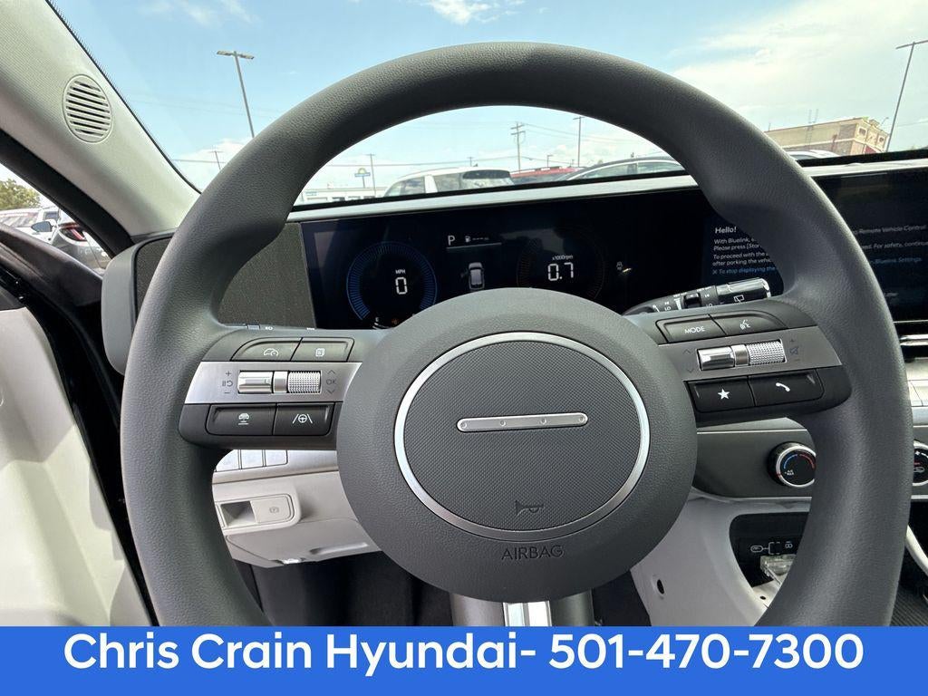 2026 Hyundai KONA SE FWD