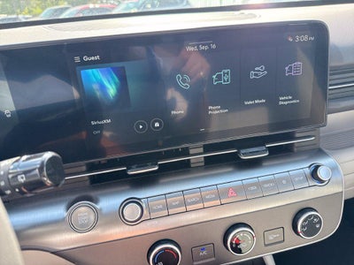 2027 Hyundai KONA SE FWD