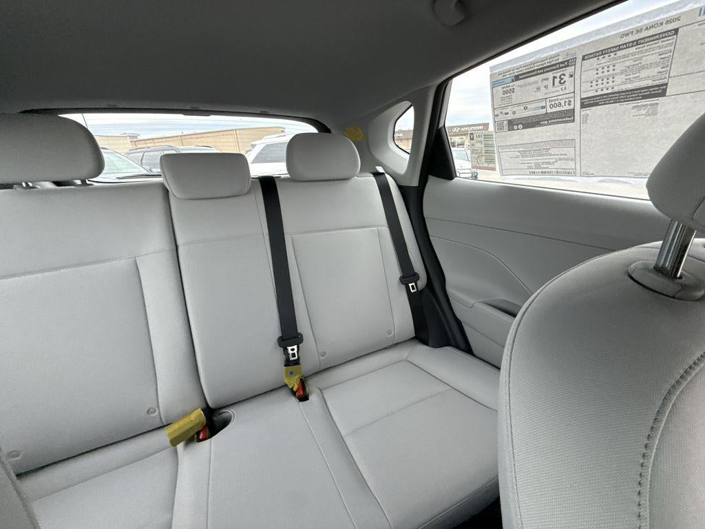 2026 Hyundai KONA SE FWD