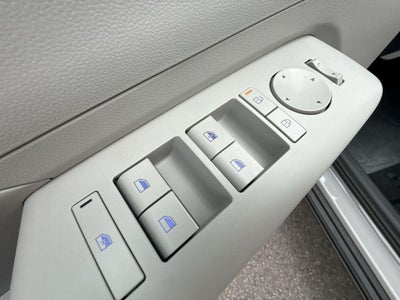 2026 Hyundai KONA SE FWD