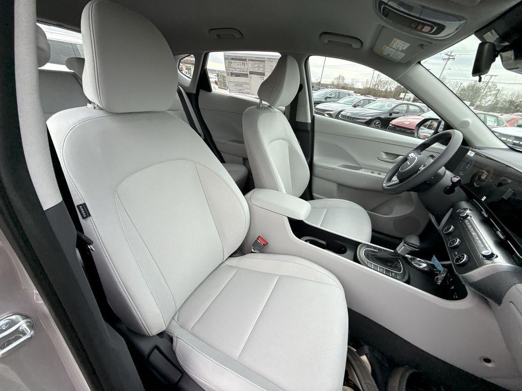 2026 Hyundai KONA SE FWD