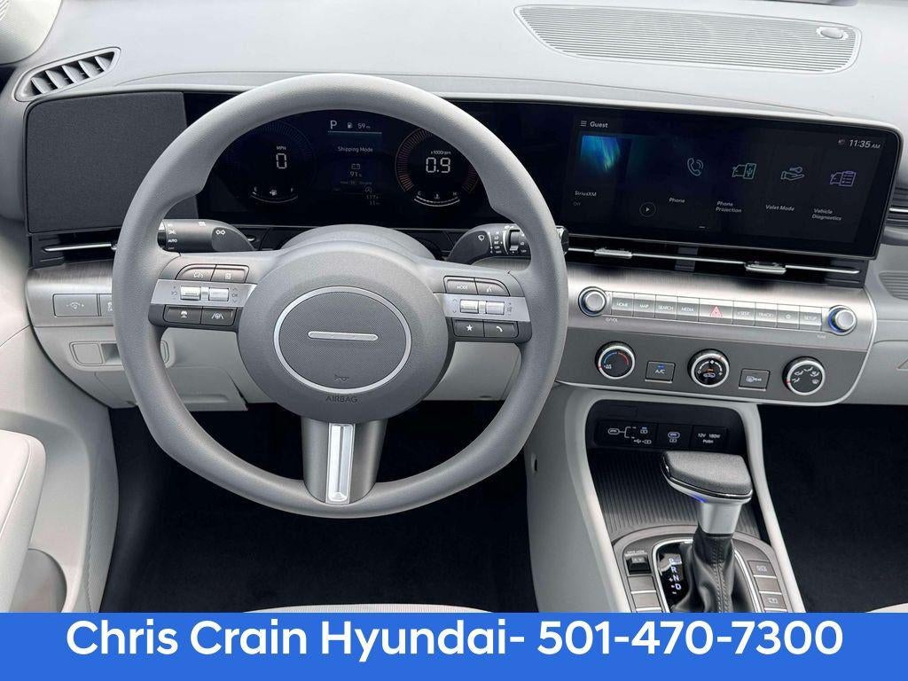 2026 Hyundai KONA SE FWD