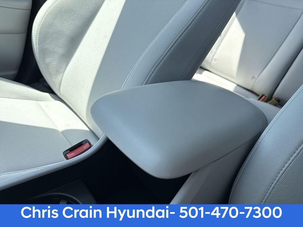 2026 Hyundai KONA SE FWD