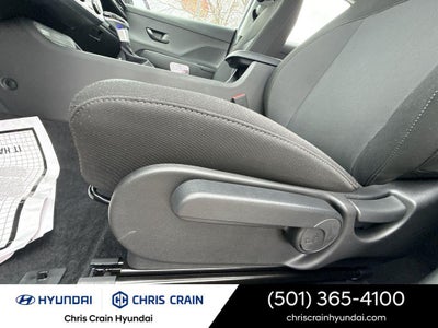 2026 Hyundai KONA SE AWD