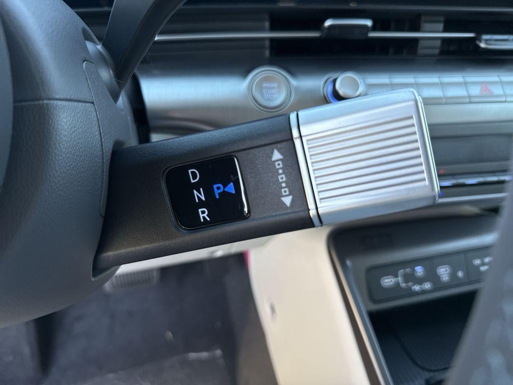 2026 Hyundai KONA SEL Premium FWD