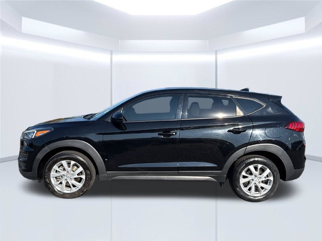 2021 Hyundai TUCSON SE