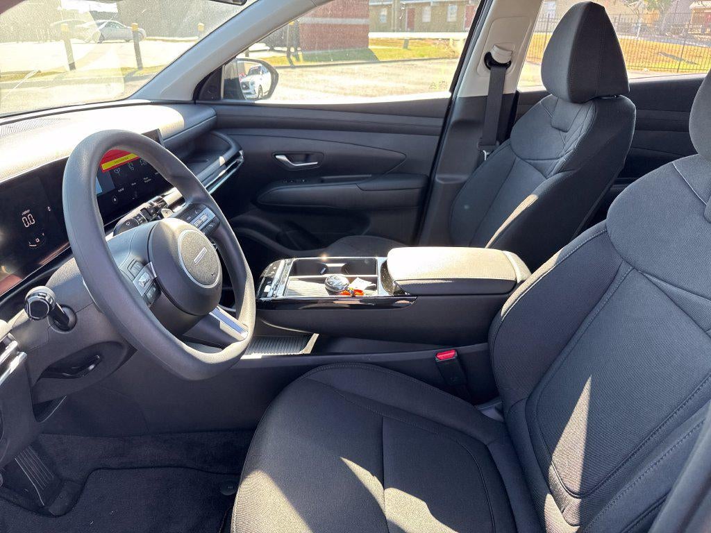 2026 Hyundai TUCSON HYBRID SE