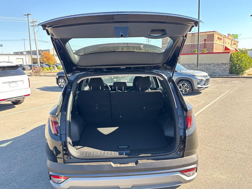 2026 Hyundai TUCSON HYBRID SE