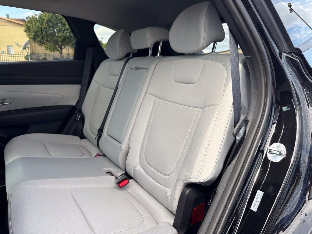 2026 Hyundai TUCSON HYBRID SEL FWD