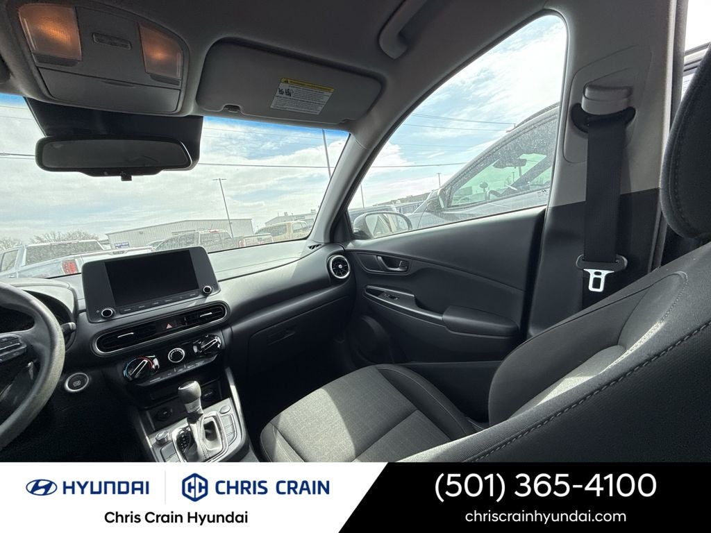 2022 Hyundai KONA SEL