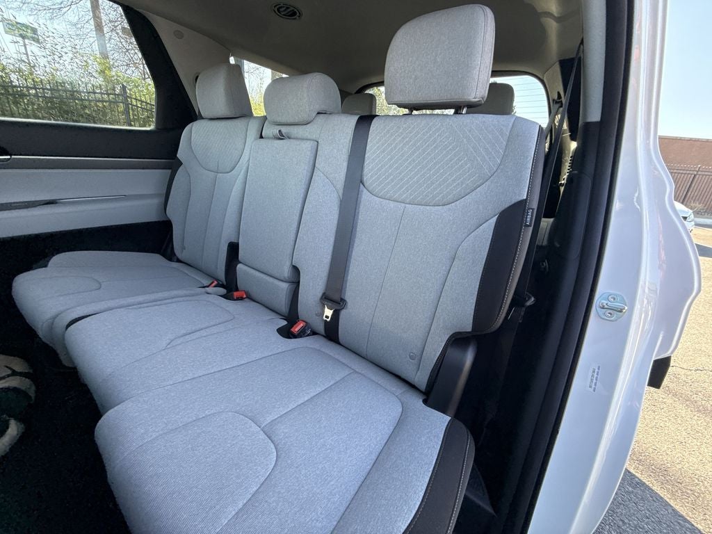 2025 Hyundai PALISADE SE