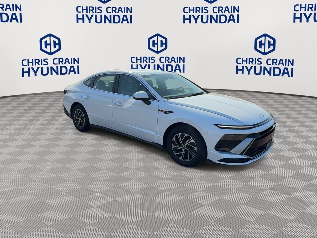 2026 Hyundai SONATA HYBRID Blue