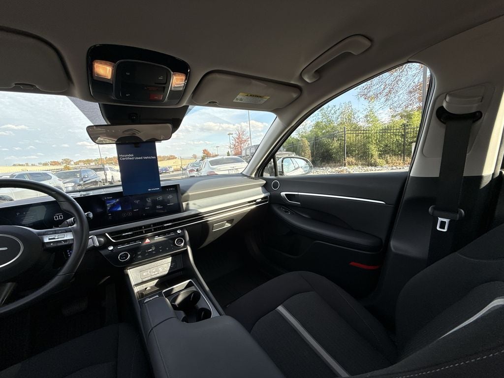2024 Hyundai SONATA HYBRID SEL