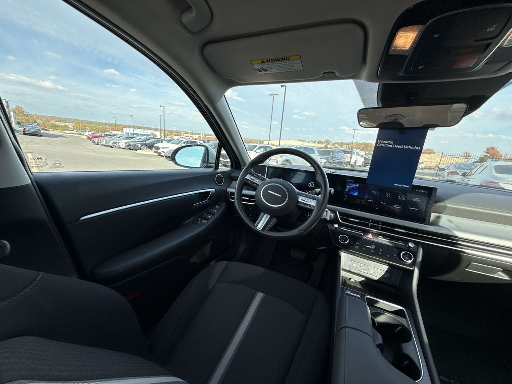 2024 Hyundai SONATA HYBRID SEL
