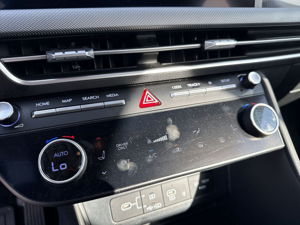 2024 Hyundai SONATA HYBRID SEL