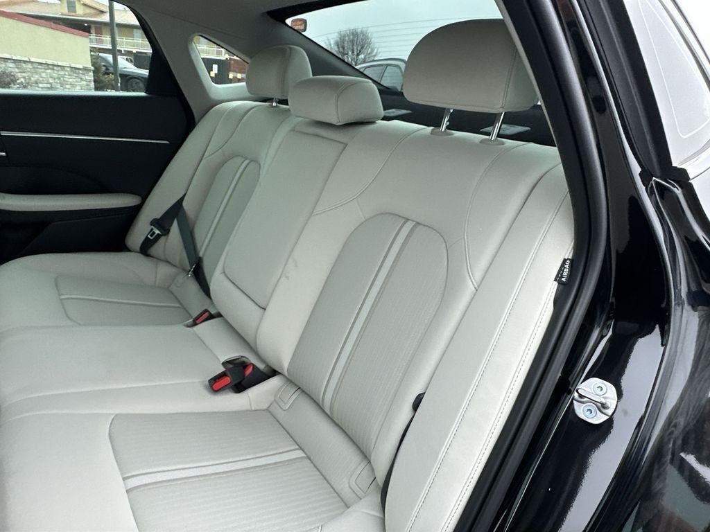 2025 Hyundai SONATA HYBRID SEL