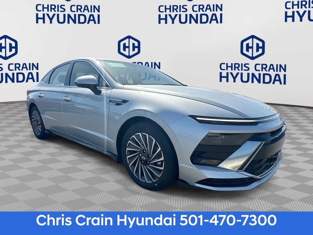 2025 Hyundai SONATA HYBRID SEL