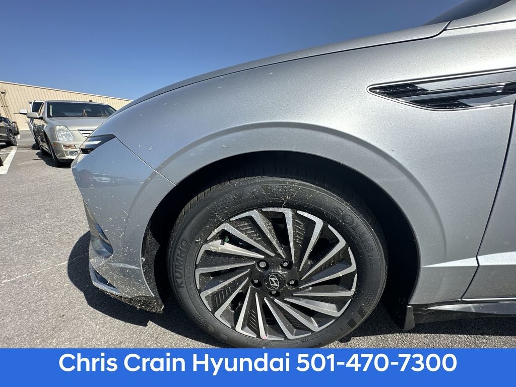 2025 Hyundai SONATA HYBRID SEL
