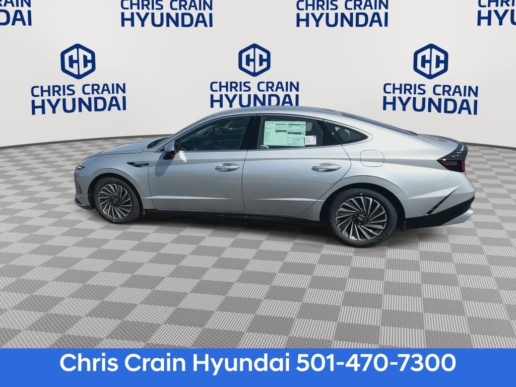 2025 Hyundai SONATA HYBRID SEL