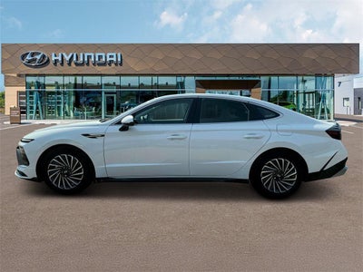 2025 Hyundai SONATA HYBRID SEL