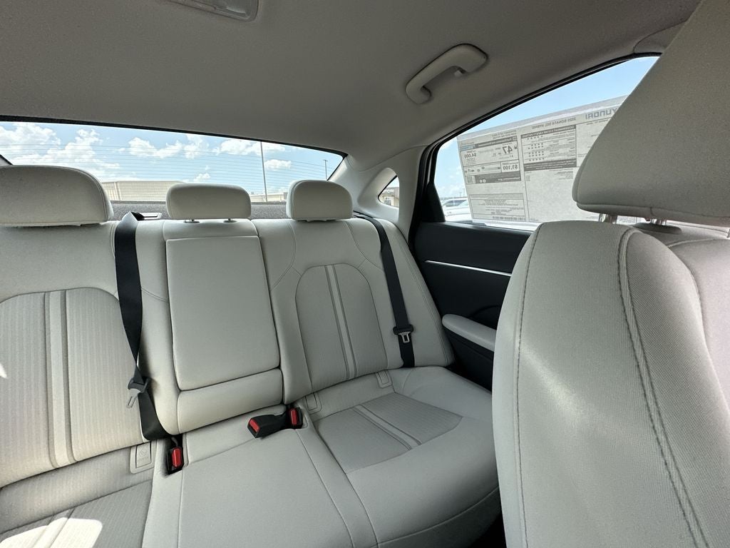 2025 Hyundai SONATA HYBRID SEL