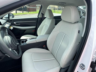 2025 Hyundai SONATA HYBRID SEL