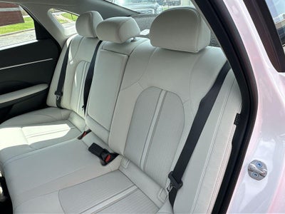 2025 Hyundai SONATA HYBRID SEL