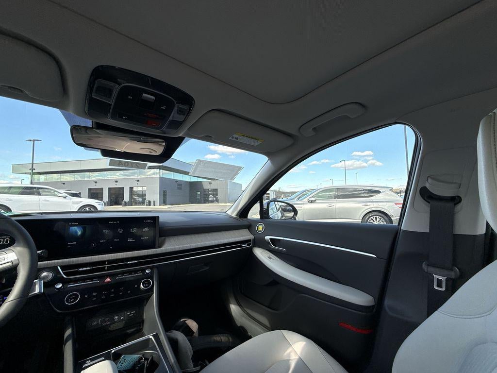 2026 Hyundai SONATA HYBRID SEL