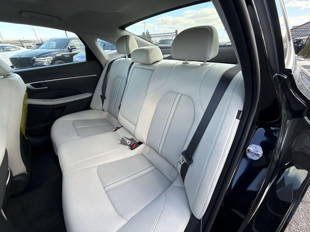 2026 Hyundai SONATA HYBRID SEL