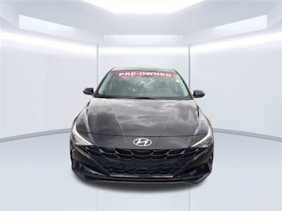 2023 Hyundai ELANTRA SE
