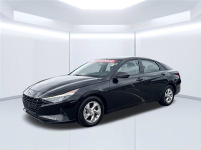 2023 Hyundai ELANTRA SE