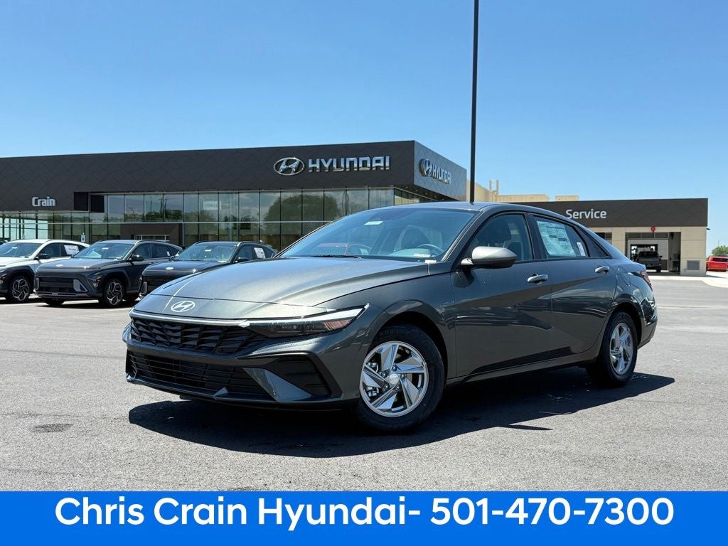 2026 Hyundai ELANTRA SE