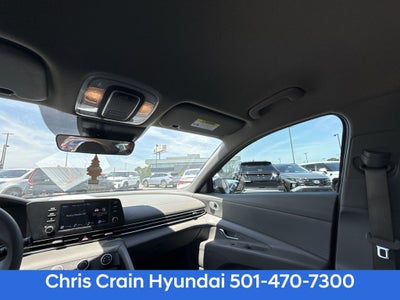 2024 Hyundai ELANTRA SE