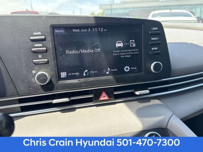 2024 Hyundai ELANTRA SE