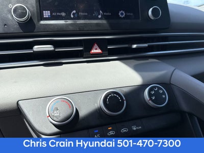 2024 Hyundai ELANTRA SE