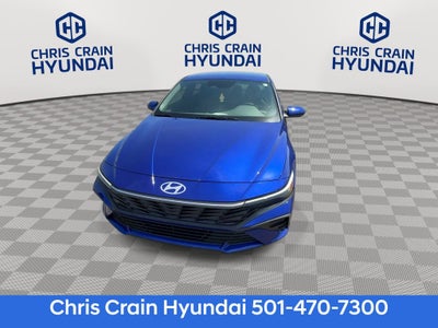 2024 Hyundai ELANTRA SE