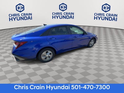 2024 Hyundai ELANTRA SE
