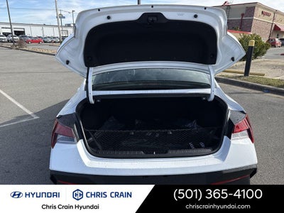 2026 Hyundai ELANTRA SE