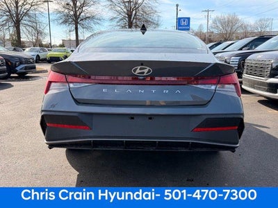 2026 Hyundai ELANTRA SE
