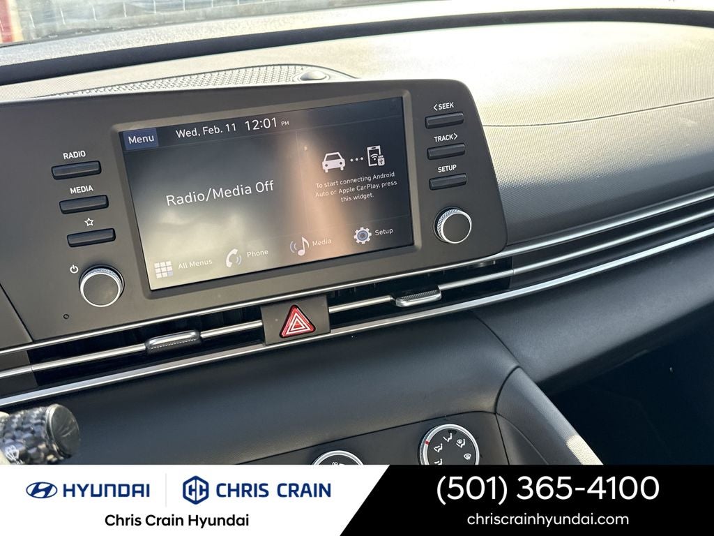 2024 Hyundai ELANTRA SE