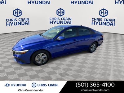 2024 Hyundai ELANTRA SE